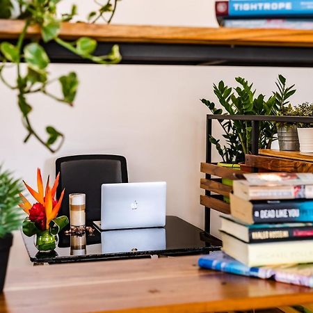 In The Shade Hotel - Coworking - 300Mbit - Adults Only 타마린도 외부 사진