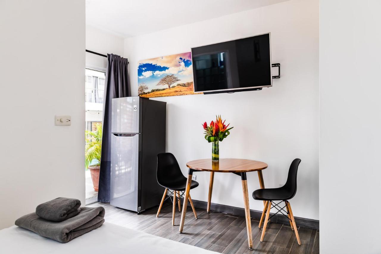 In The Shade Hotel - Coworking - 300Mbit - Adults Only 타마린도 외부 사진