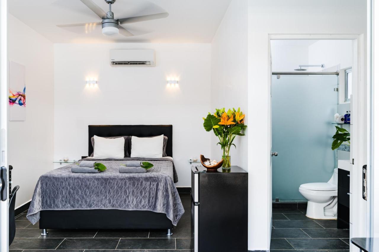 In The Shade Hotel - Coworking - 300Mbit - Adults Only 타마린도 외부 사진